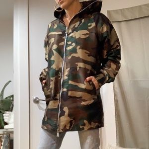 THE NEW DESIGNERS - Camo Jacket
